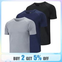 3 חולצות ספורט במגוון צבעים